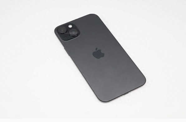 宜兴苹果手机维修分享iPhone 15 Plus换电池 